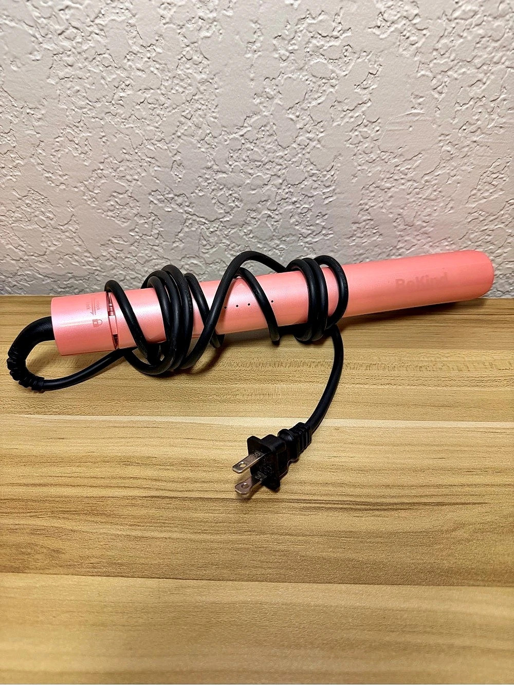 BeKind Pink Hair Straightener Flat Iron up to 460 Degrees Working New